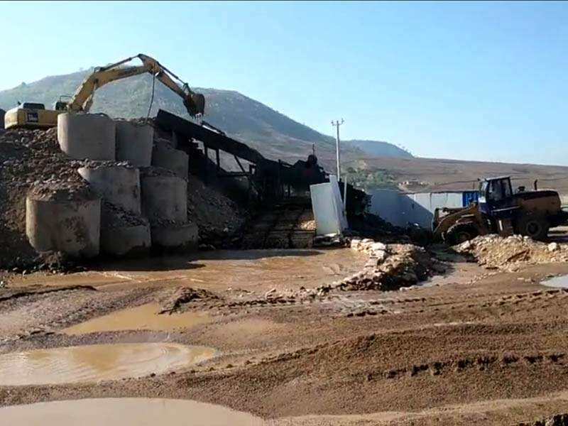 沙金振動(dòng)設(shè)備 沙金振動(dòng)設(shè)備